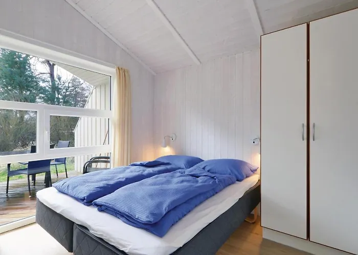 Abendrot 10 - Dorf 3 * Priwall